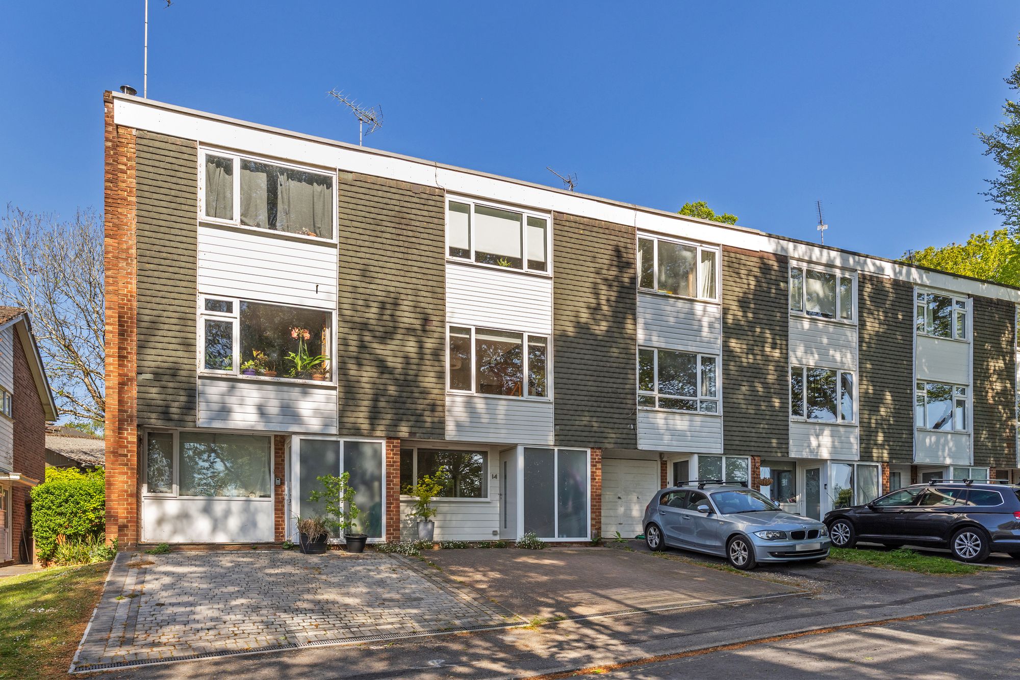 3 bed property for sale