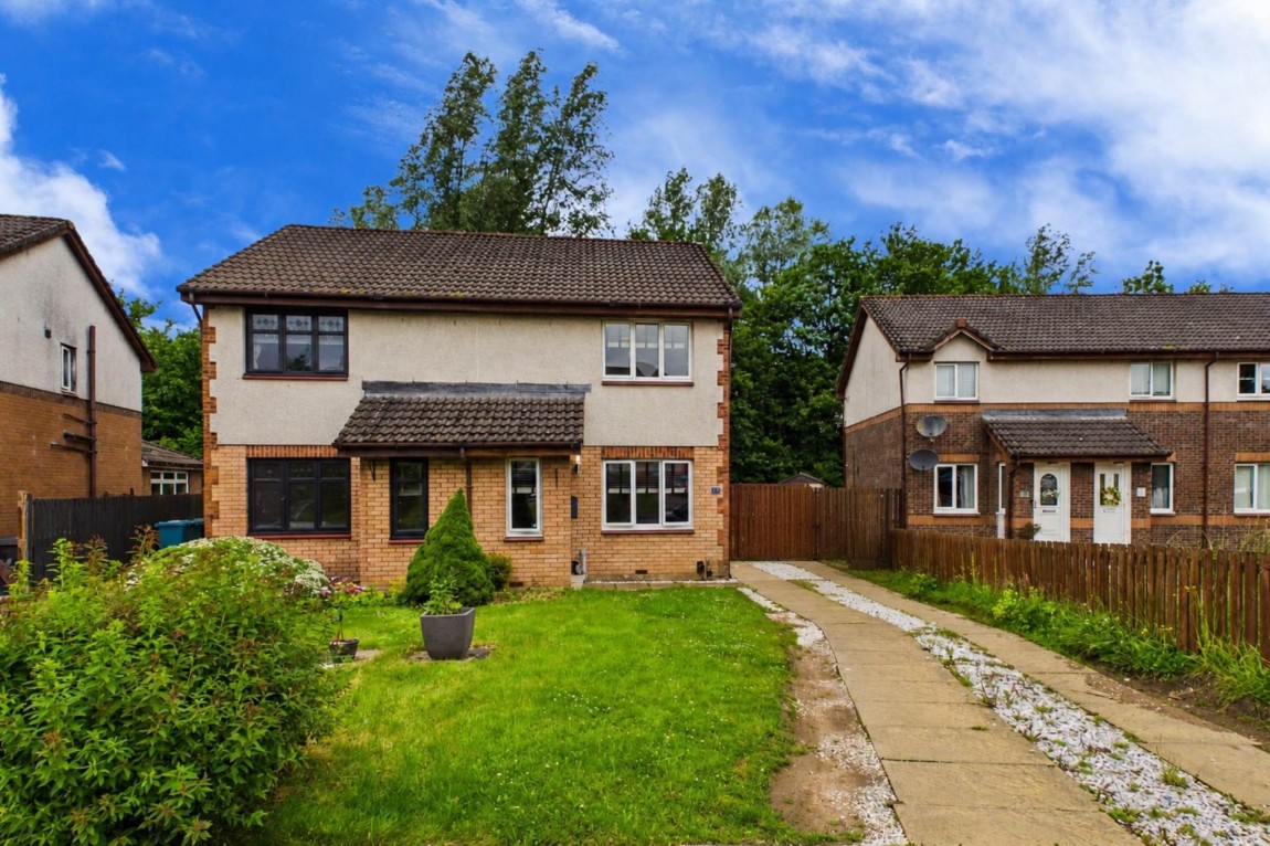 2 bed semi-detached for sale in Bellvue