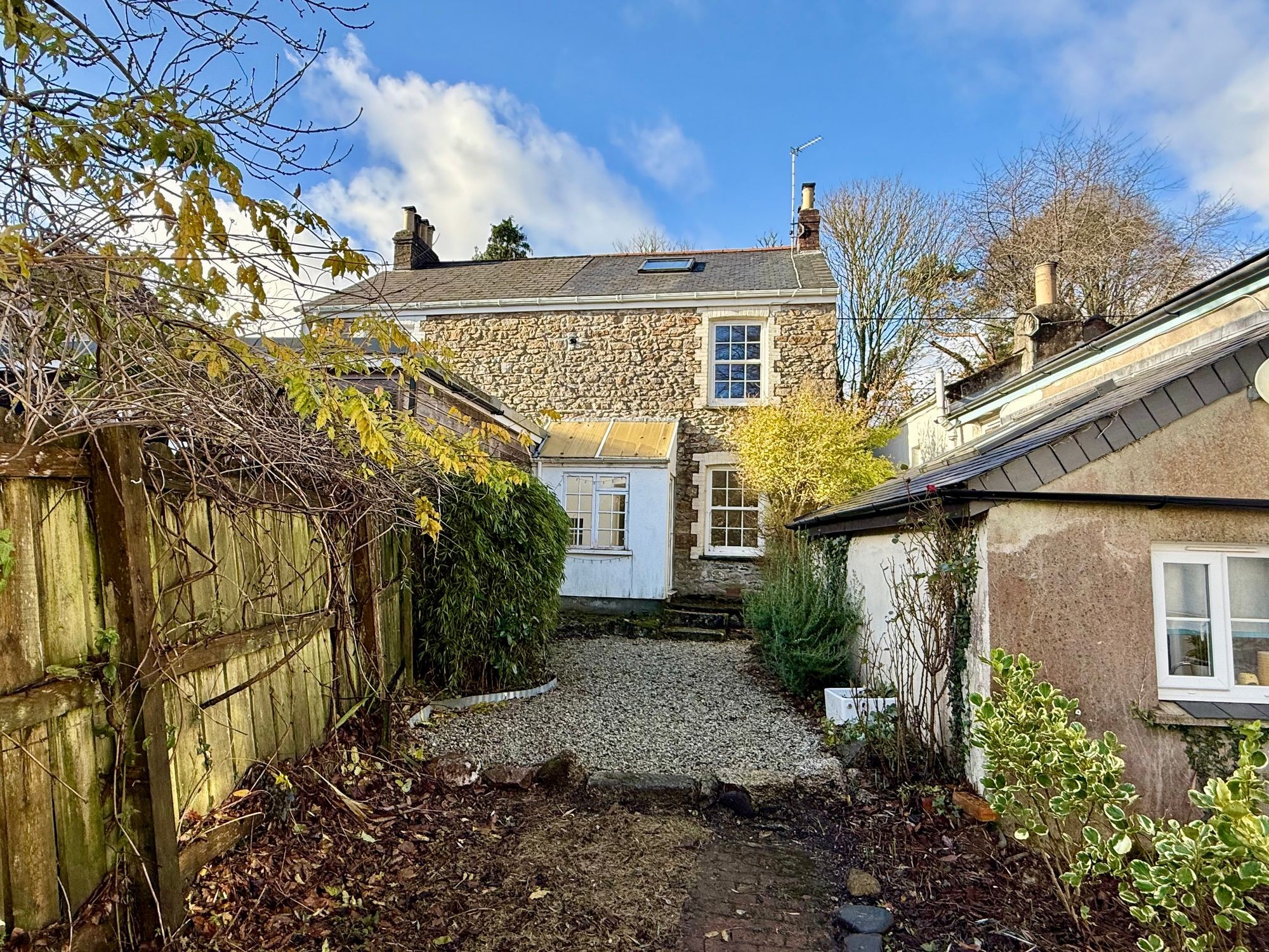 2 bed property for sale in Falmouth