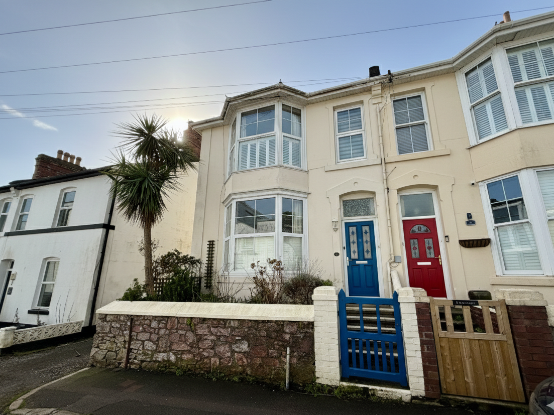 1 bed flat for sale in Torquay