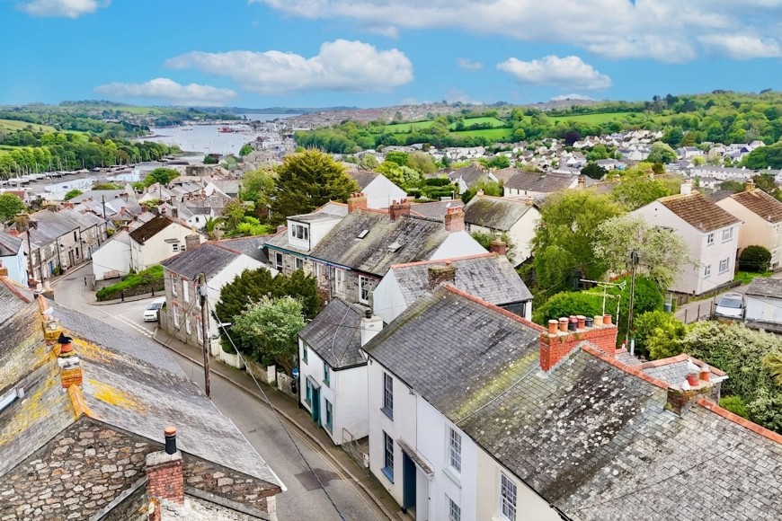 3 bed property for sale in Penryn